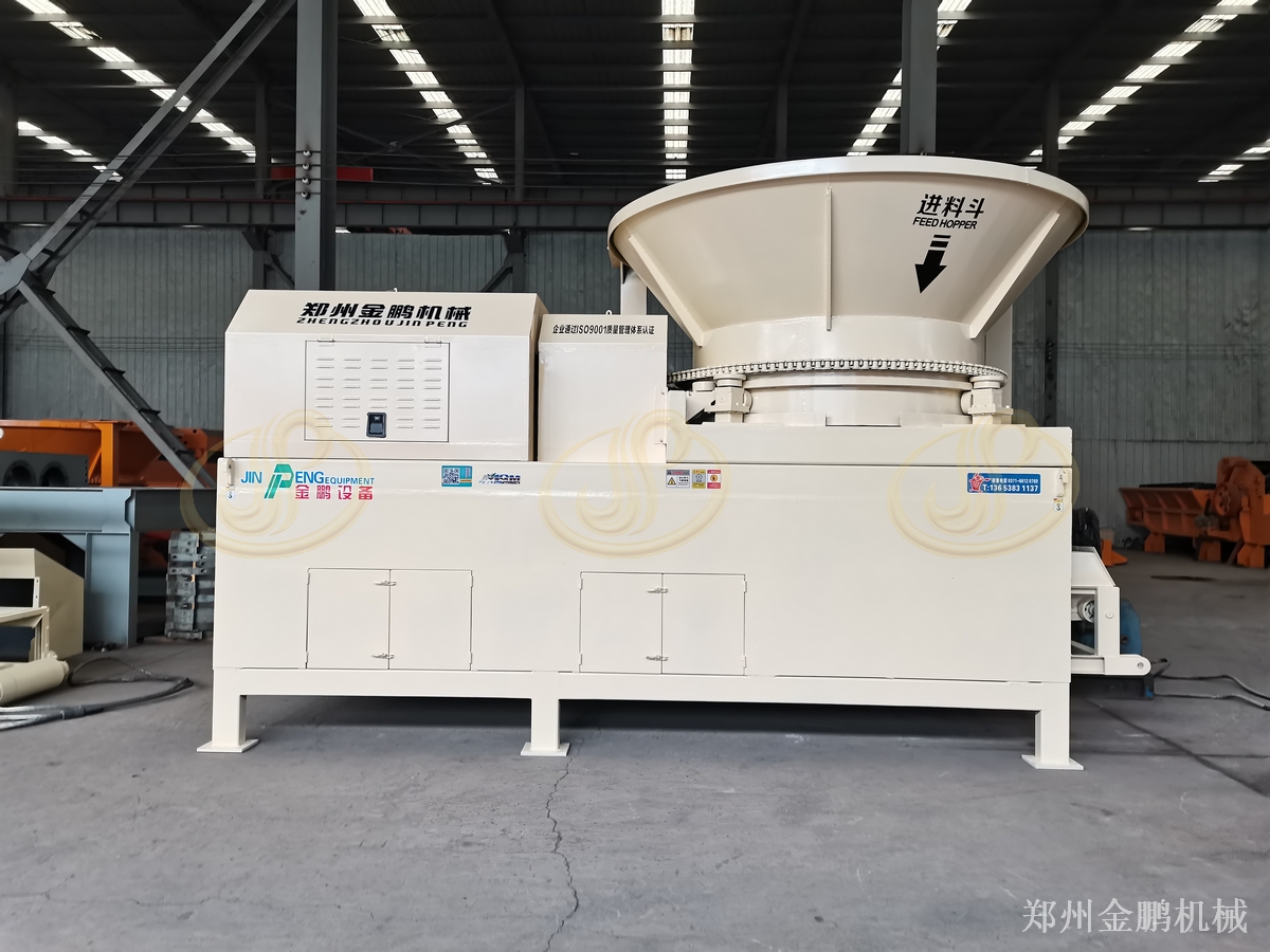 郑州金鹏粉碎树根机:树根树墩处理流程与燃烧利用前预粉碎