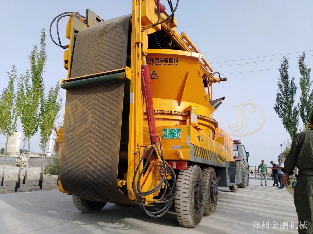 郑州金鹏大型粉树根机器重载工况下的产量与选型参考