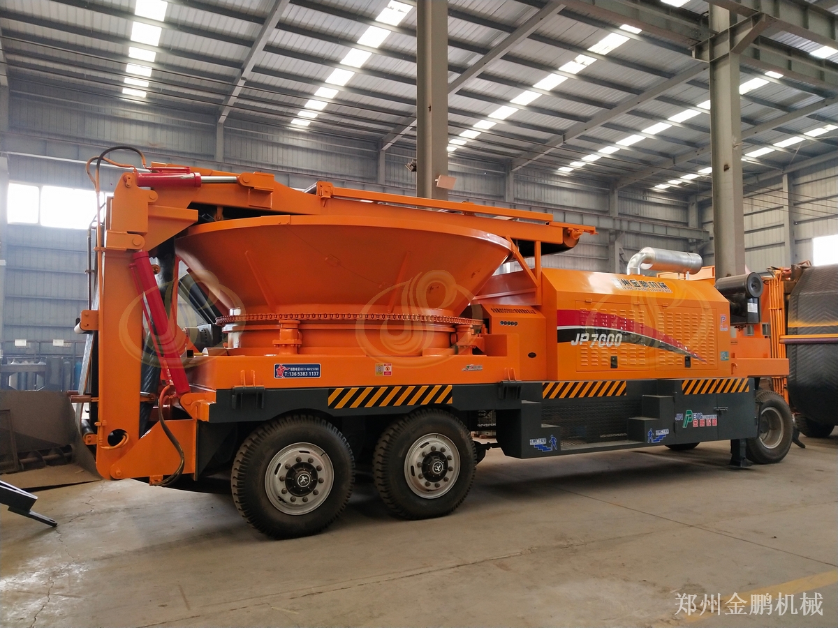 郑州金鹏移动式树根破碎机用于林场树根清理