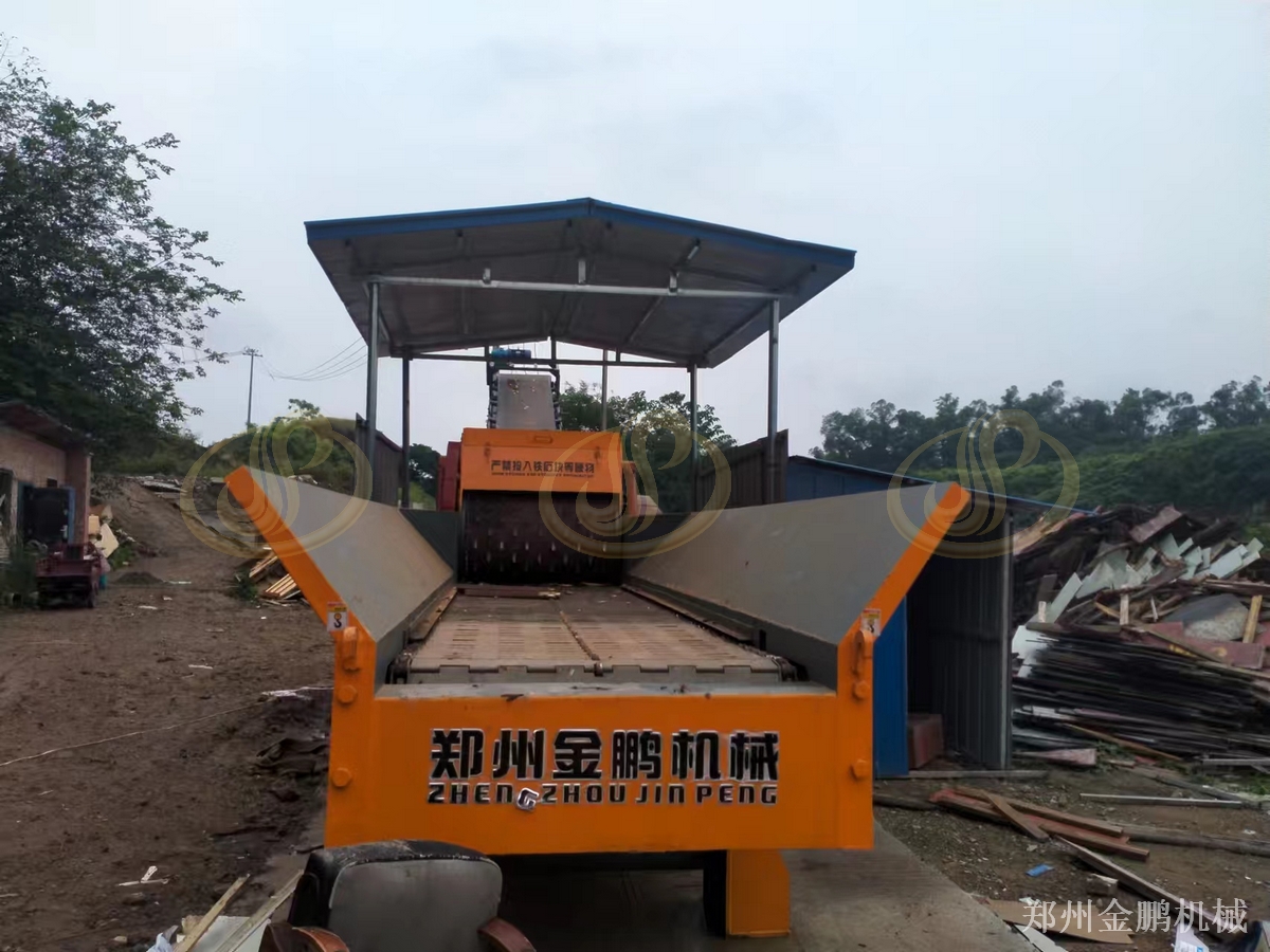 郑州金鹏木料粉碎机在废旧木材处理中的应用